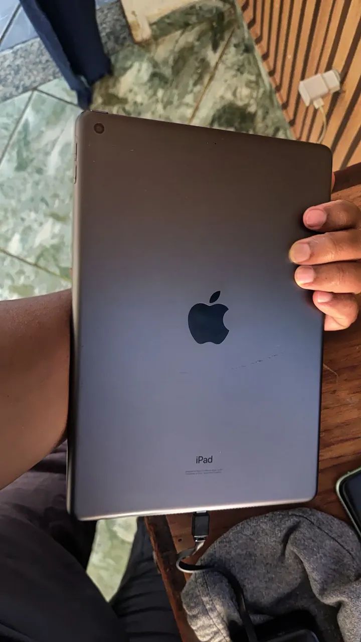 Ipad e iphone para retirada de pecas.