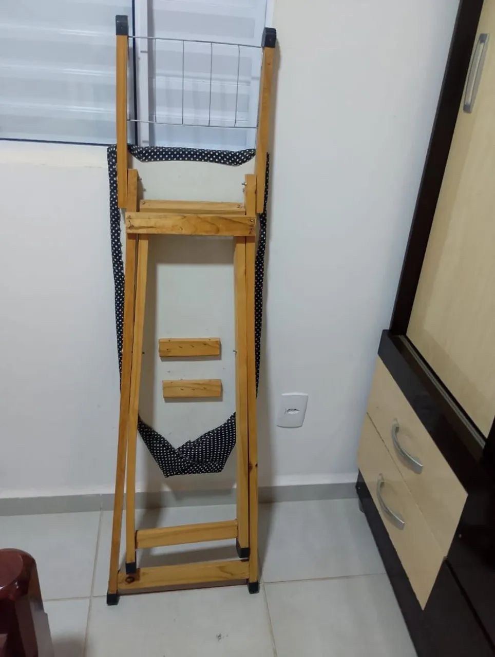 Tábua de passar roupa  - Foto 4