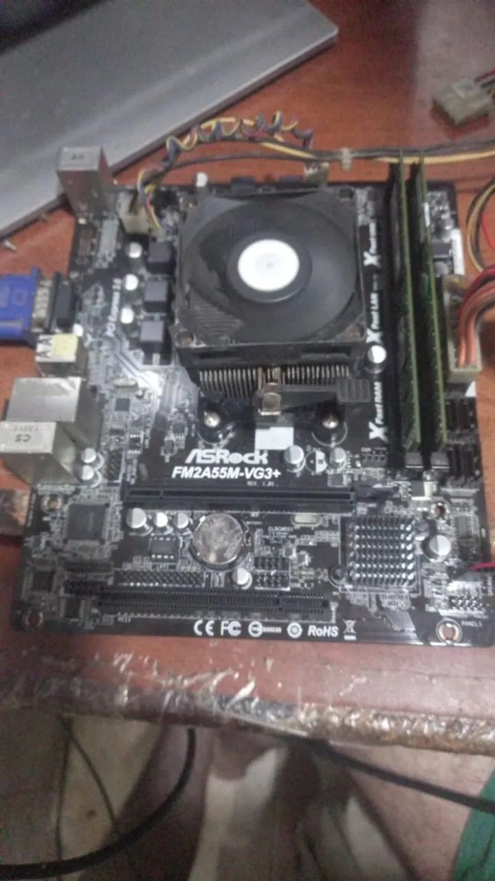 Kit de placa mãe FM2 com A4 4000 e 4GB ddr3