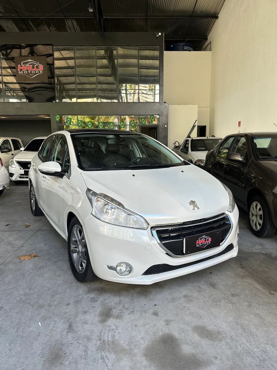 Peugeot 208 2014
