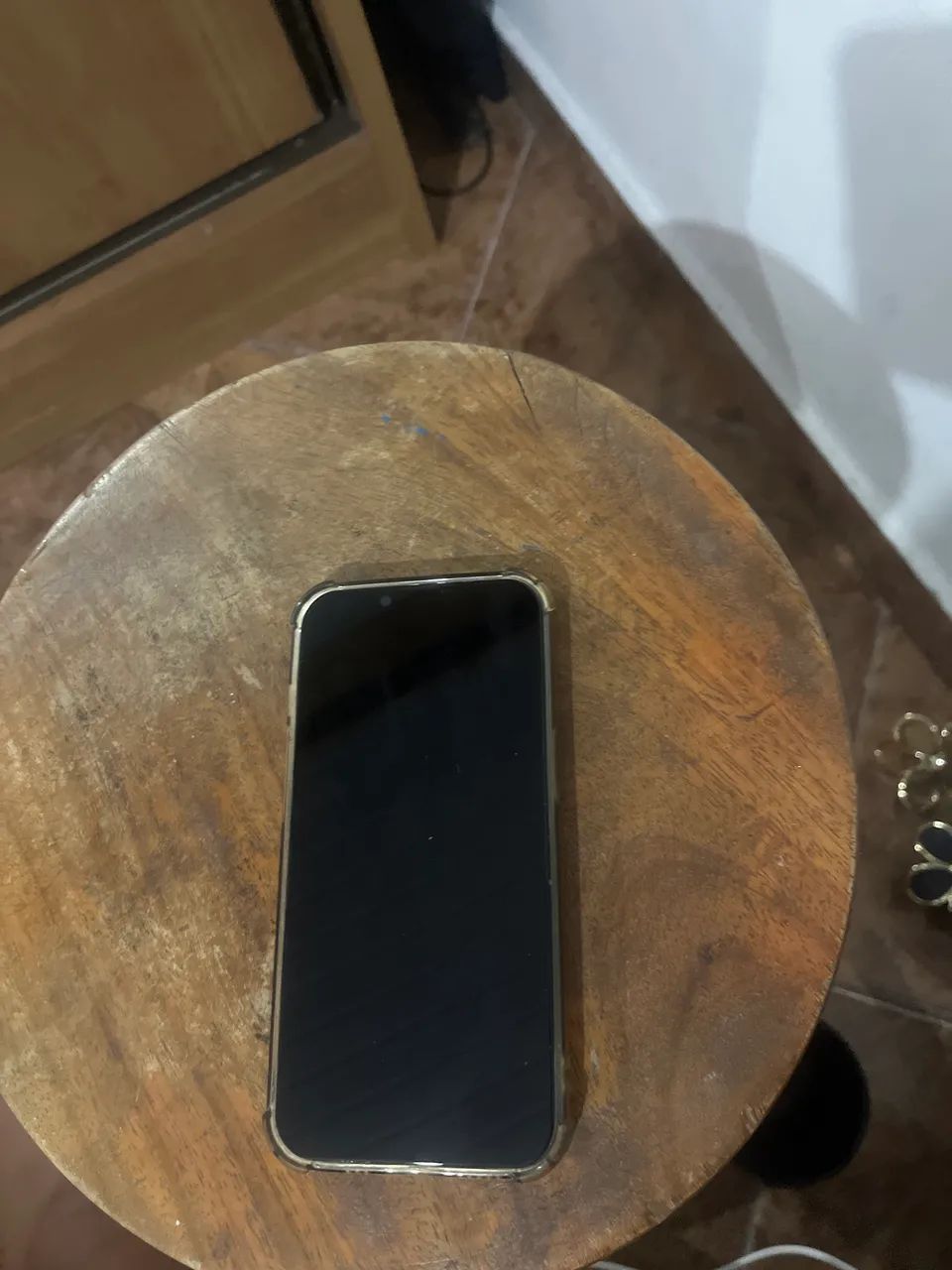 iPhone 13 128GB usado, funcionando perfeitamente.