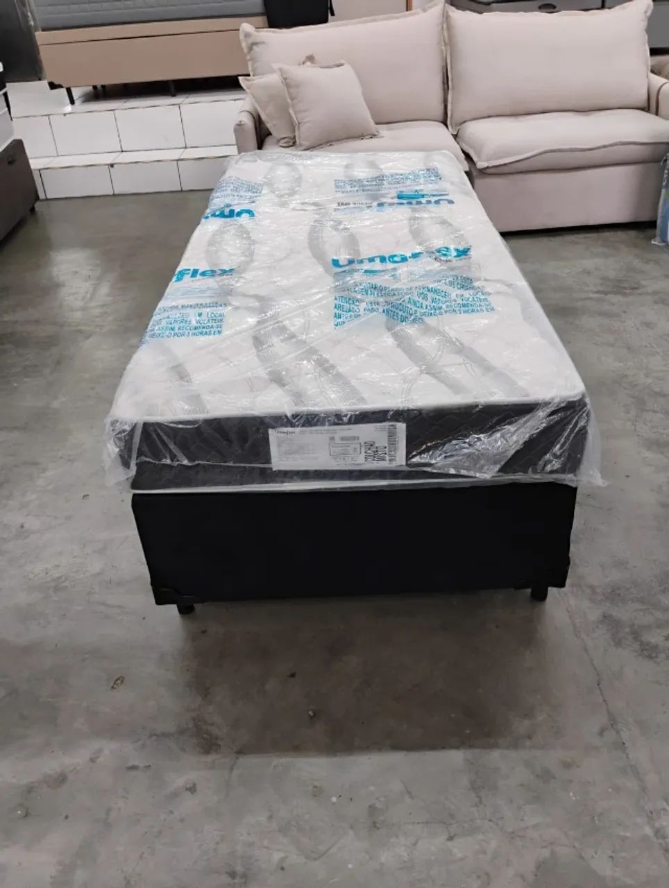 Cama solteiro profirm + base box preto