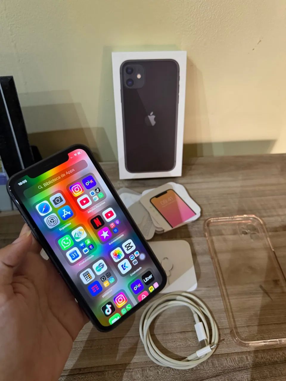 iPhone 11 pra levar logo 