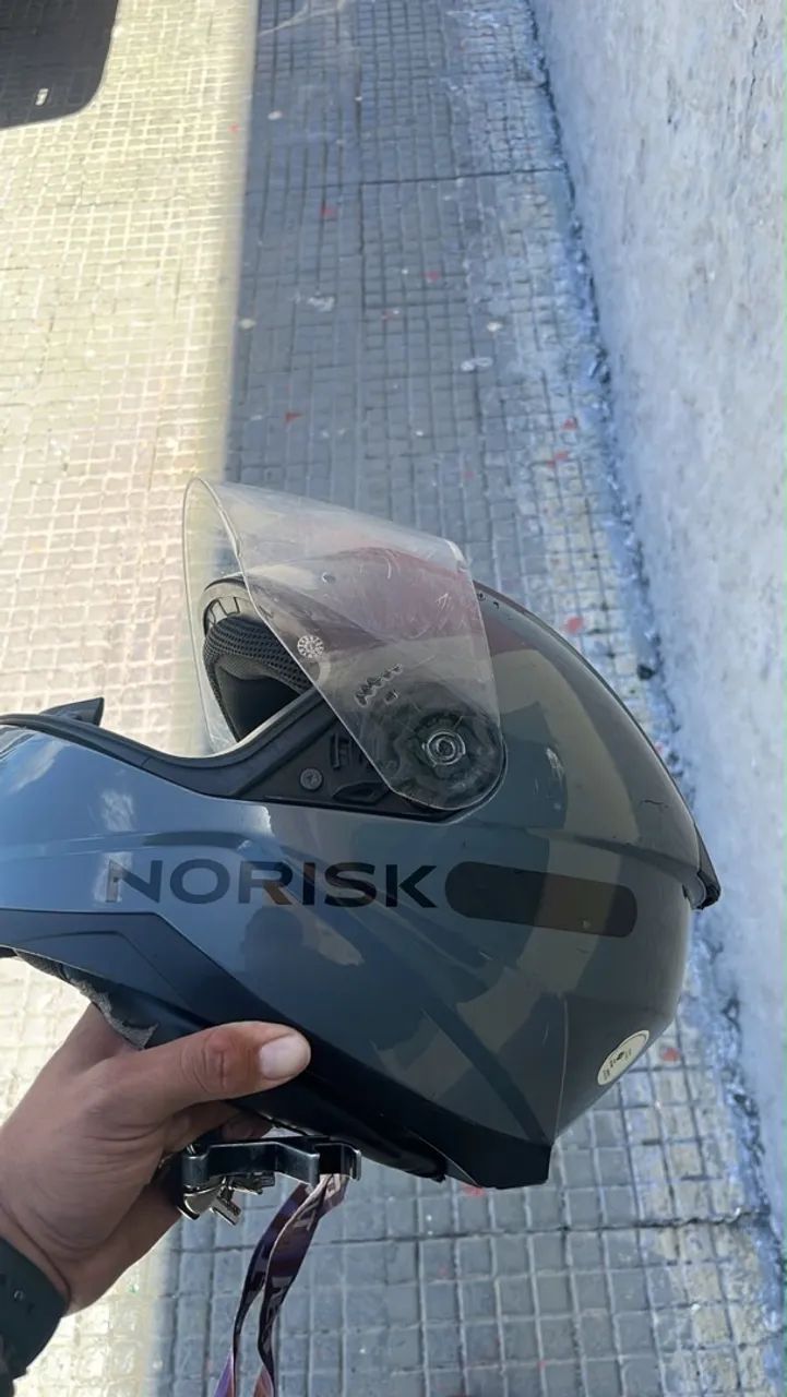 norisk solid cinza 