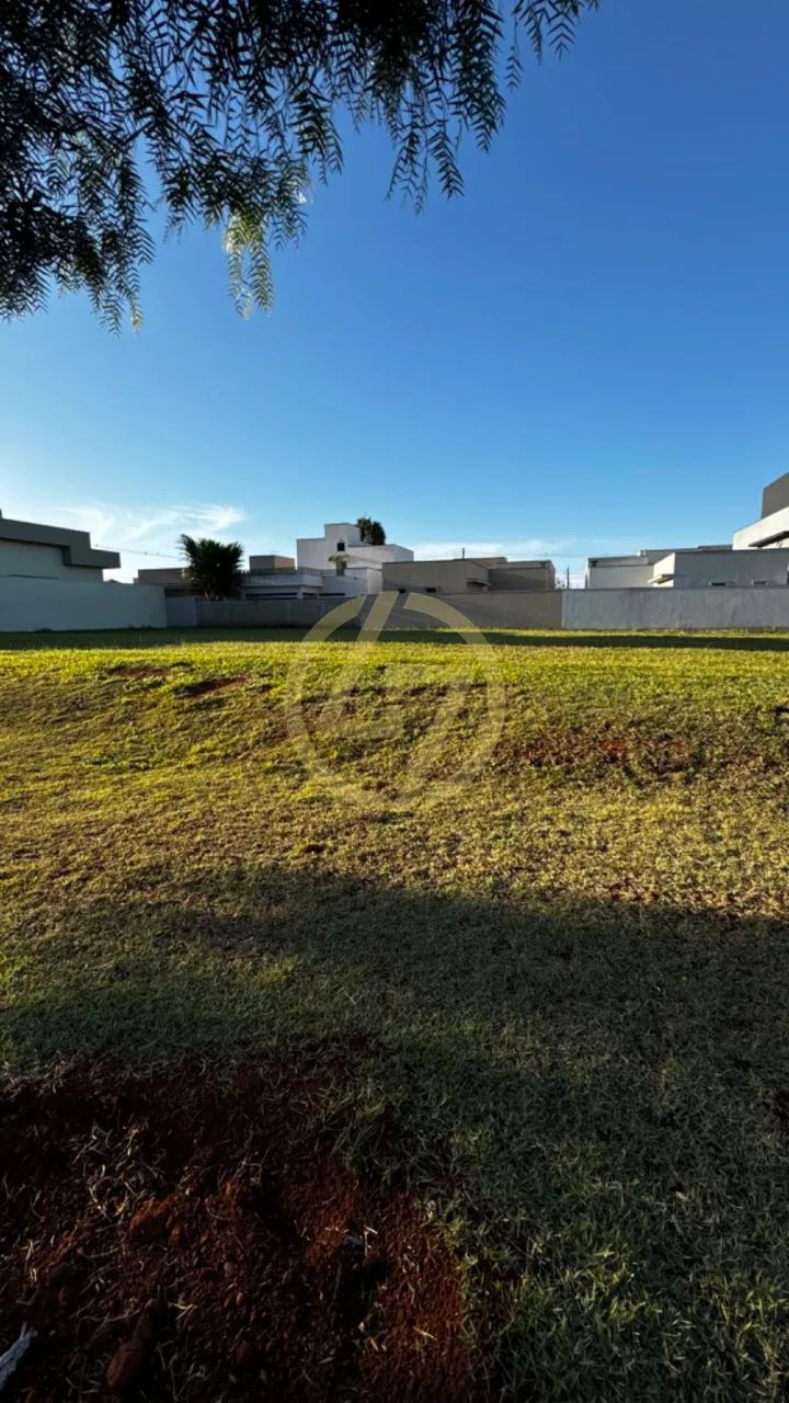 Lote / Terreno em Jardim Colombo - Itapetininga
