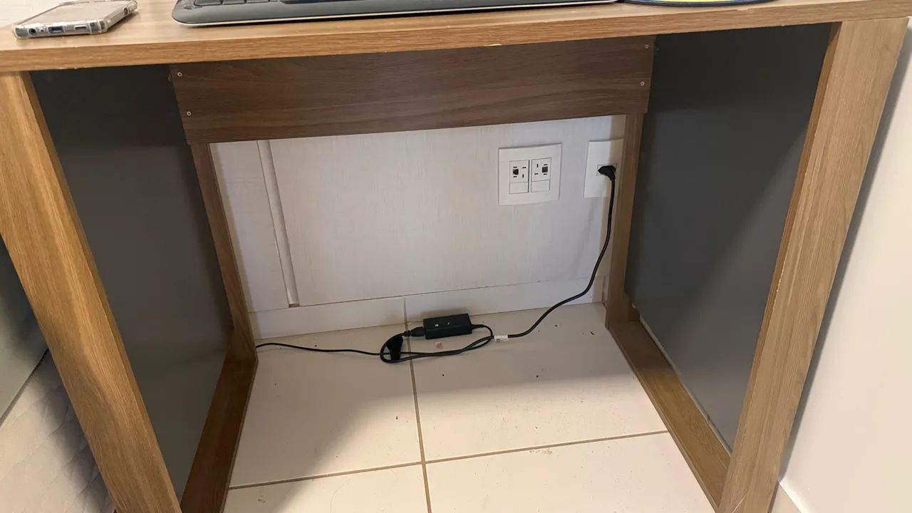 Mesa pra computador / estudo  - Foto 2