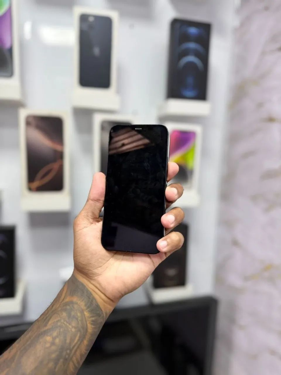 IPHONE 12 64GB PRETO<br>R$ 1.650,00 - Foto 4