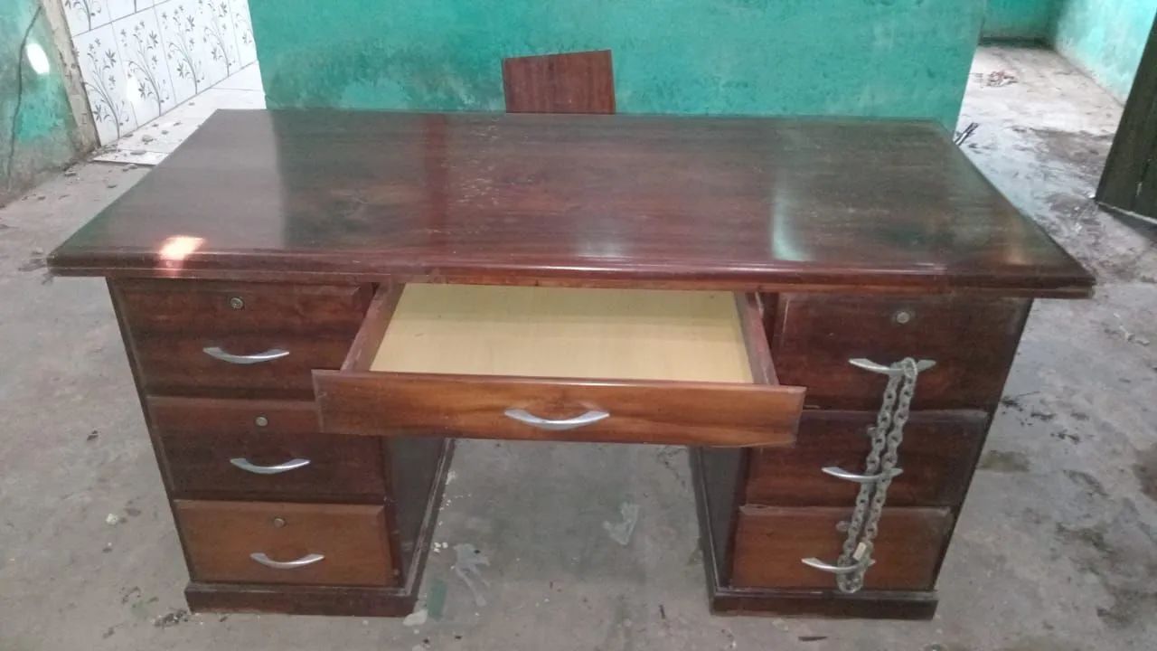 Mesa e Cadeira Madeira Angelim - Escritório 