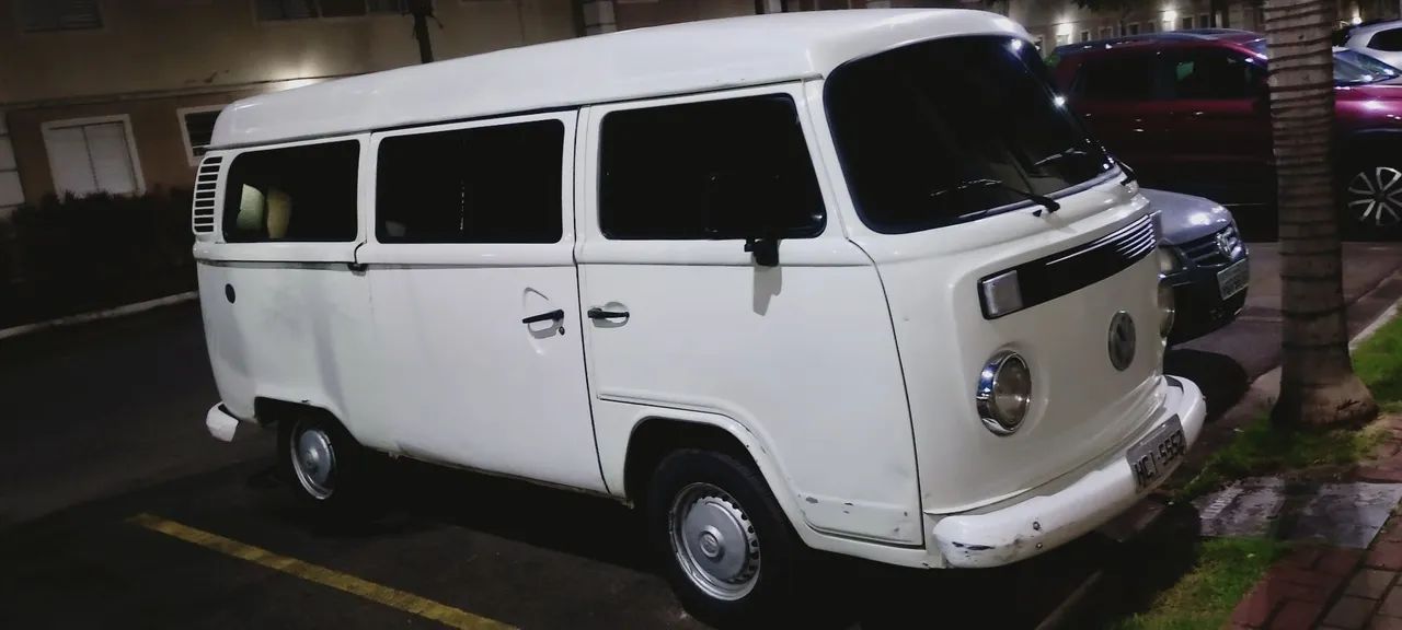 Volkswagen Kombi Kombi Standard/ Luxo/ Série Prata 2005