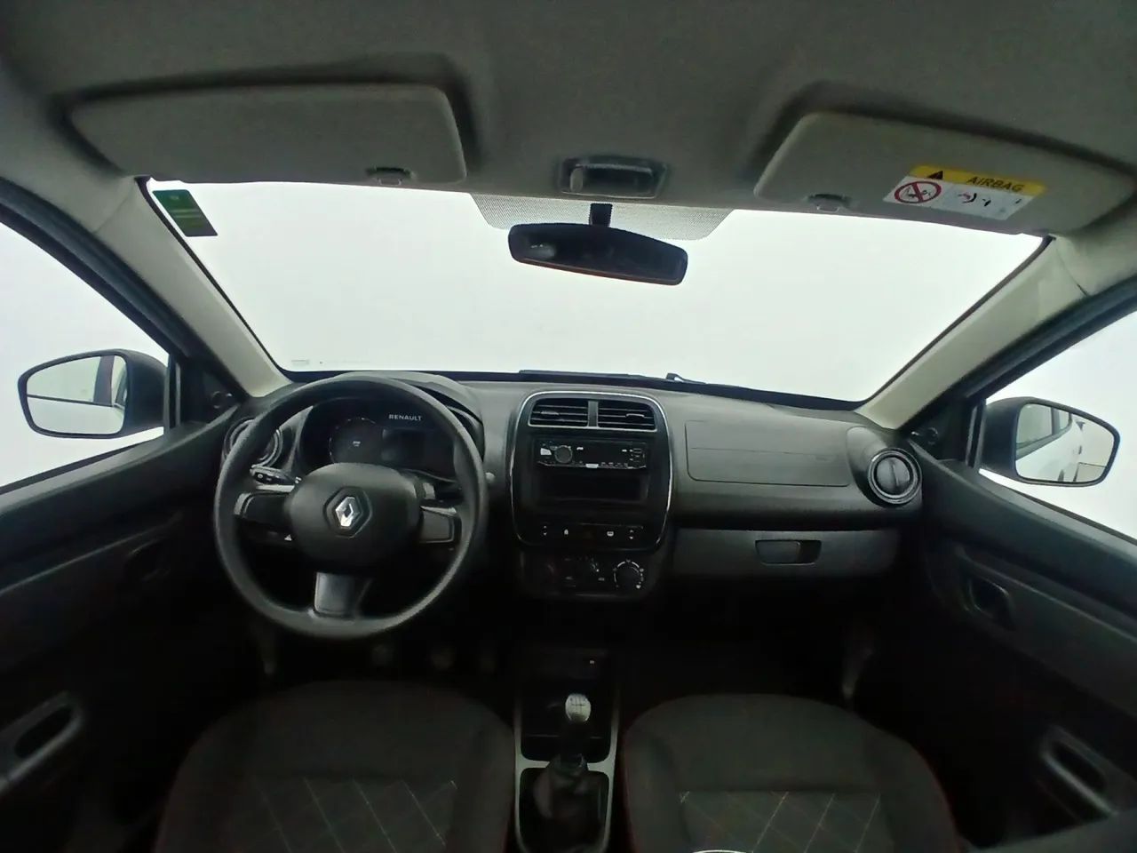 Renault Kwid 1.0 Zen, foto 15 de 18