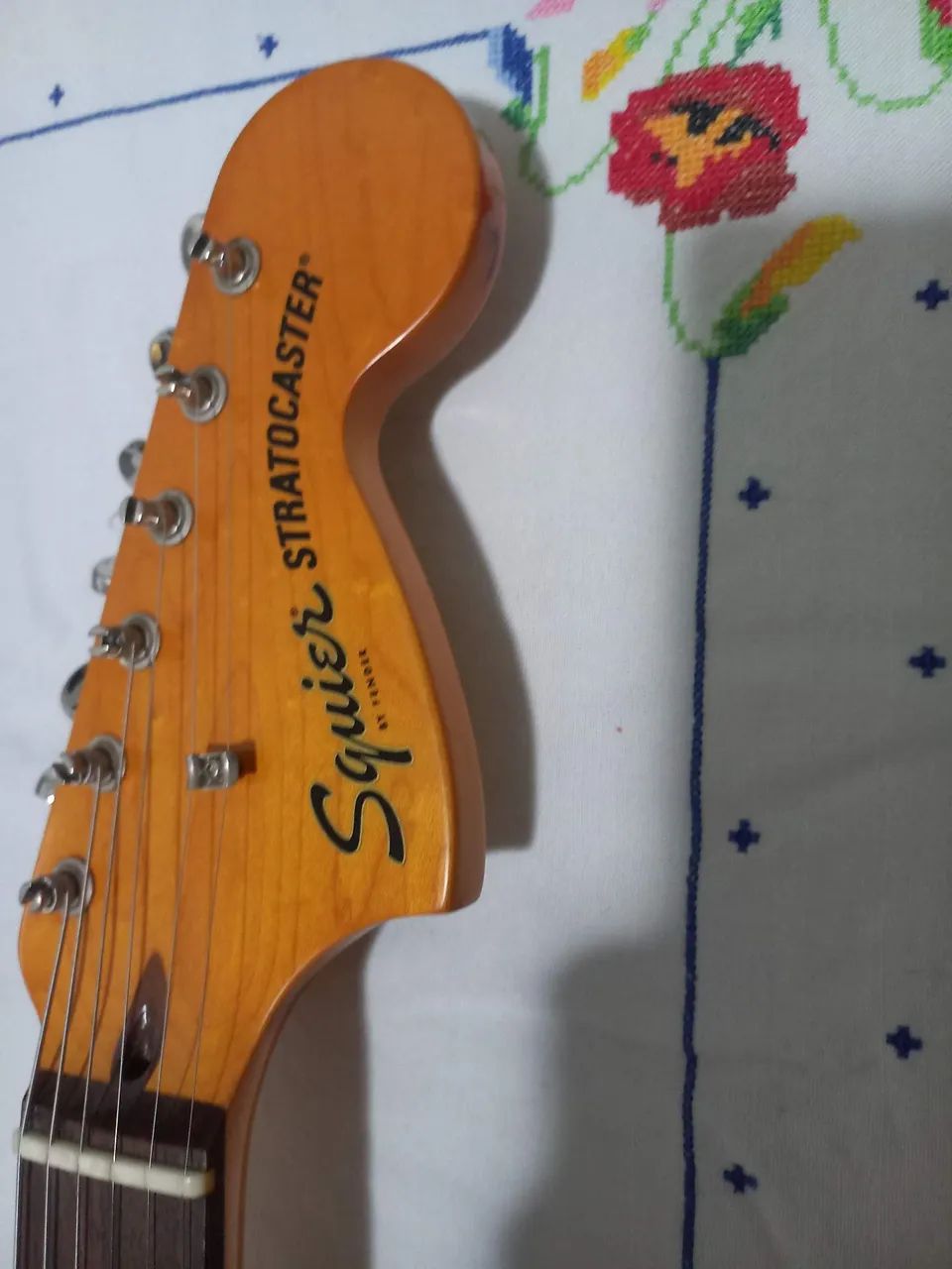 Vende guitarra squier clássica vibe 70s  - Foto 5