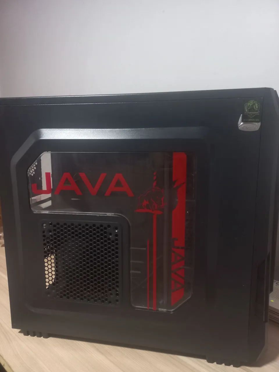 Gabinete JAVA Preto e Vermelho - Foto 2