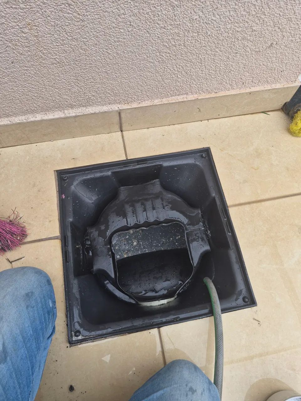 Limpeza de caixa de Gordura - Foto 5