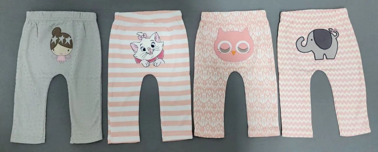 4 calças com estampas (Novas) 3/6 mêses 
