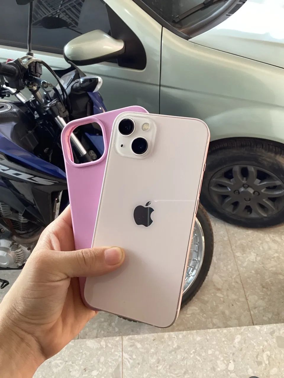 iPhone 13 128gb R$ 1800
