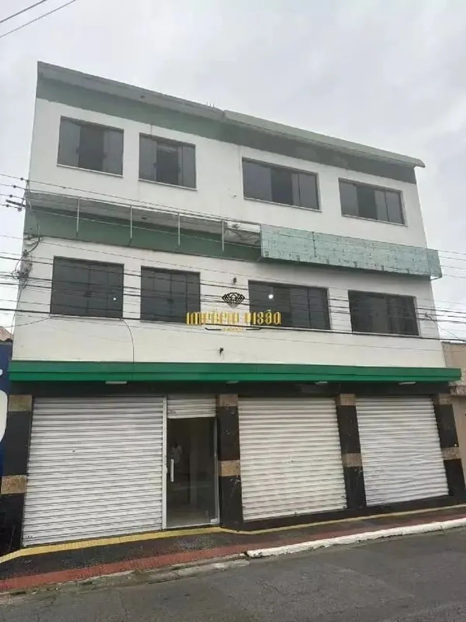 Prédio Comercial com 807m² à venda no Centro de Suzano-SP
