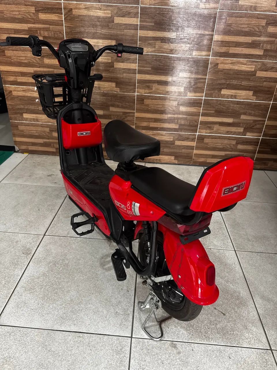Vendo motinha elétrica 
