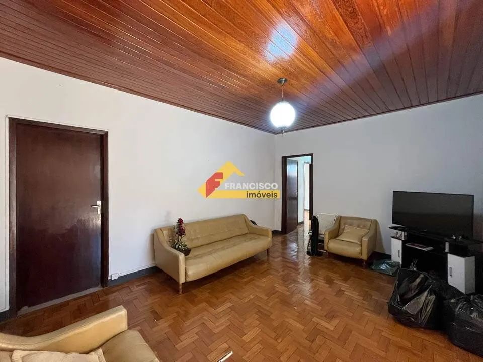 Casa exclusiva localizada no bairro Centro - Foto 2