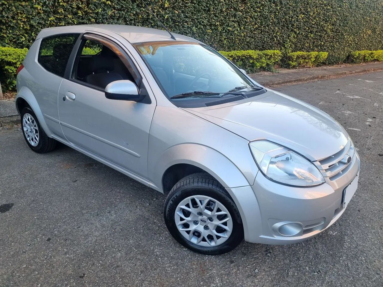 Ford KA 1.6 8V Flex 3P 2010 - Foto 3