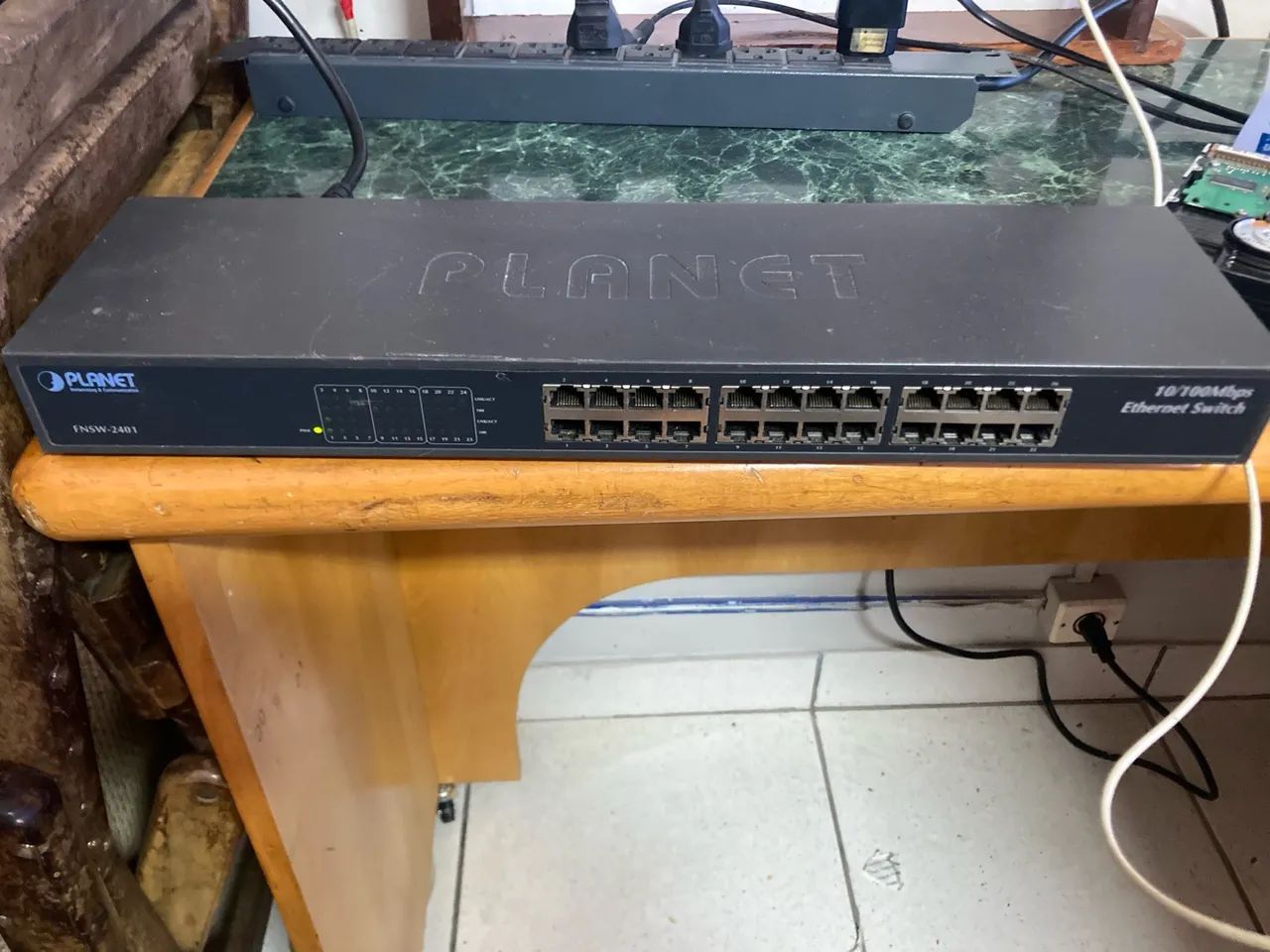SWITCH PLANET 10/100 MBPS  - Foto 2