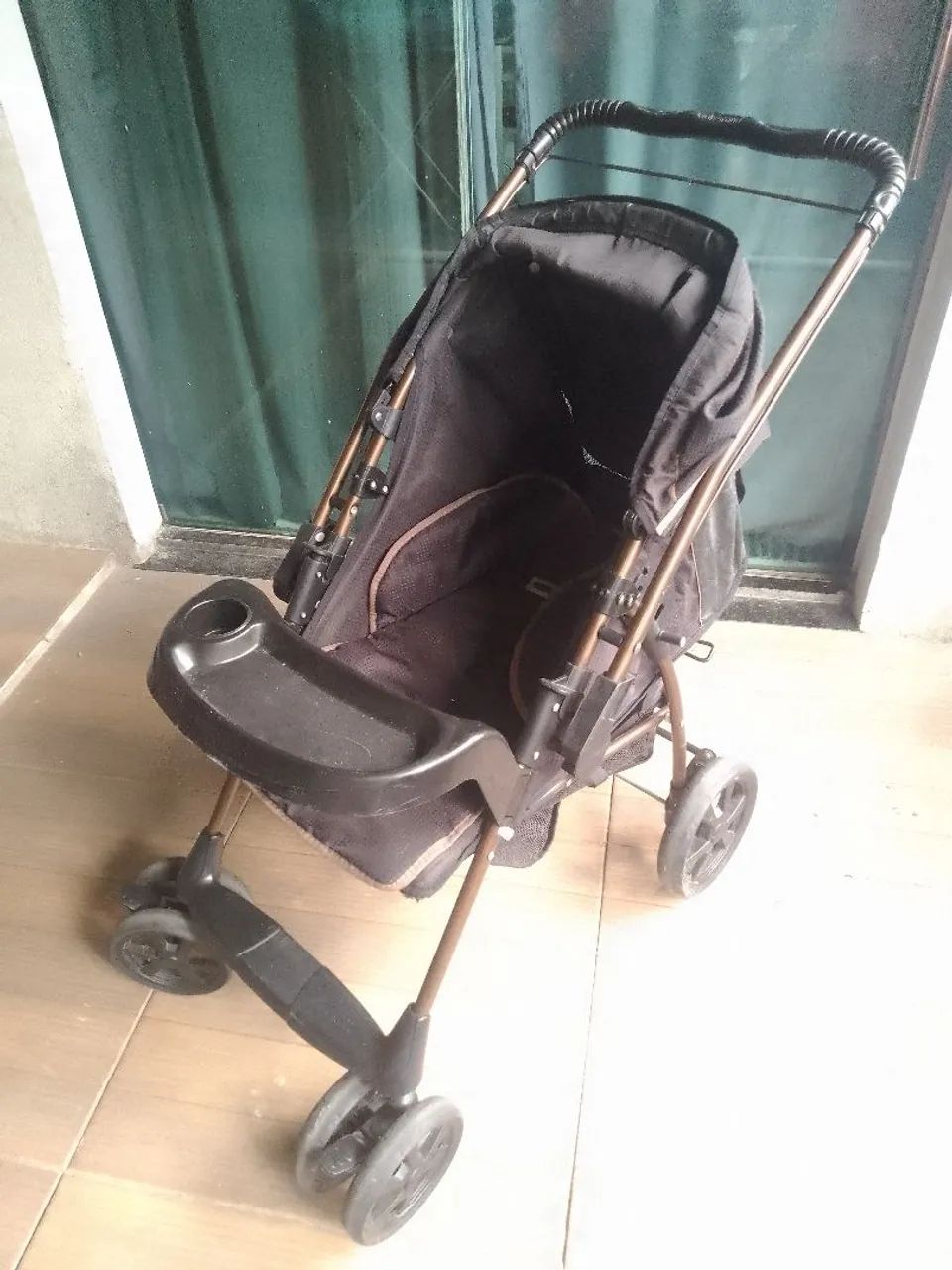 Carrinho para Bebê Reversível 