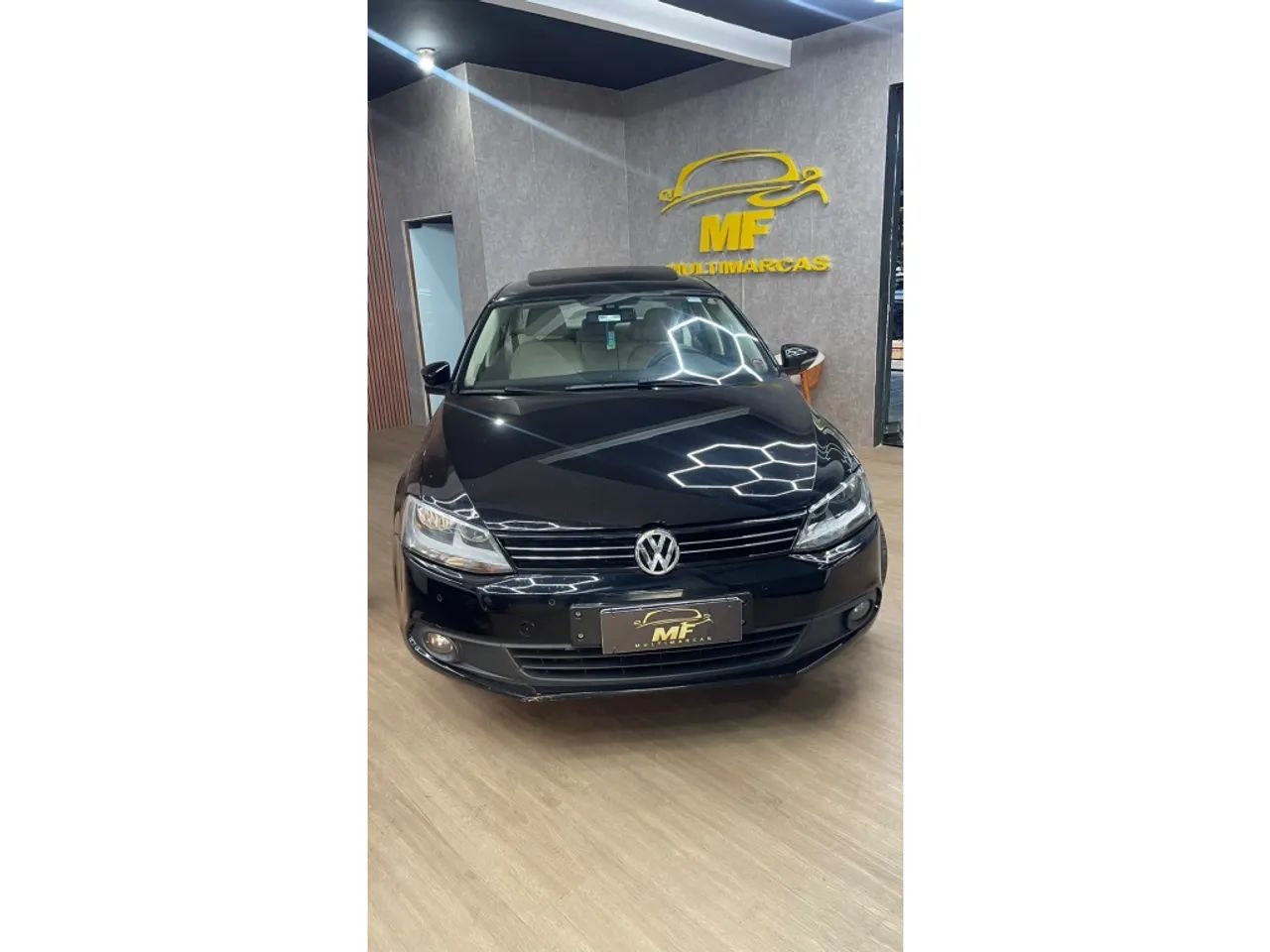 Volkswagen Jetta COMFORTLINE 2.0 8V FLEX 2012