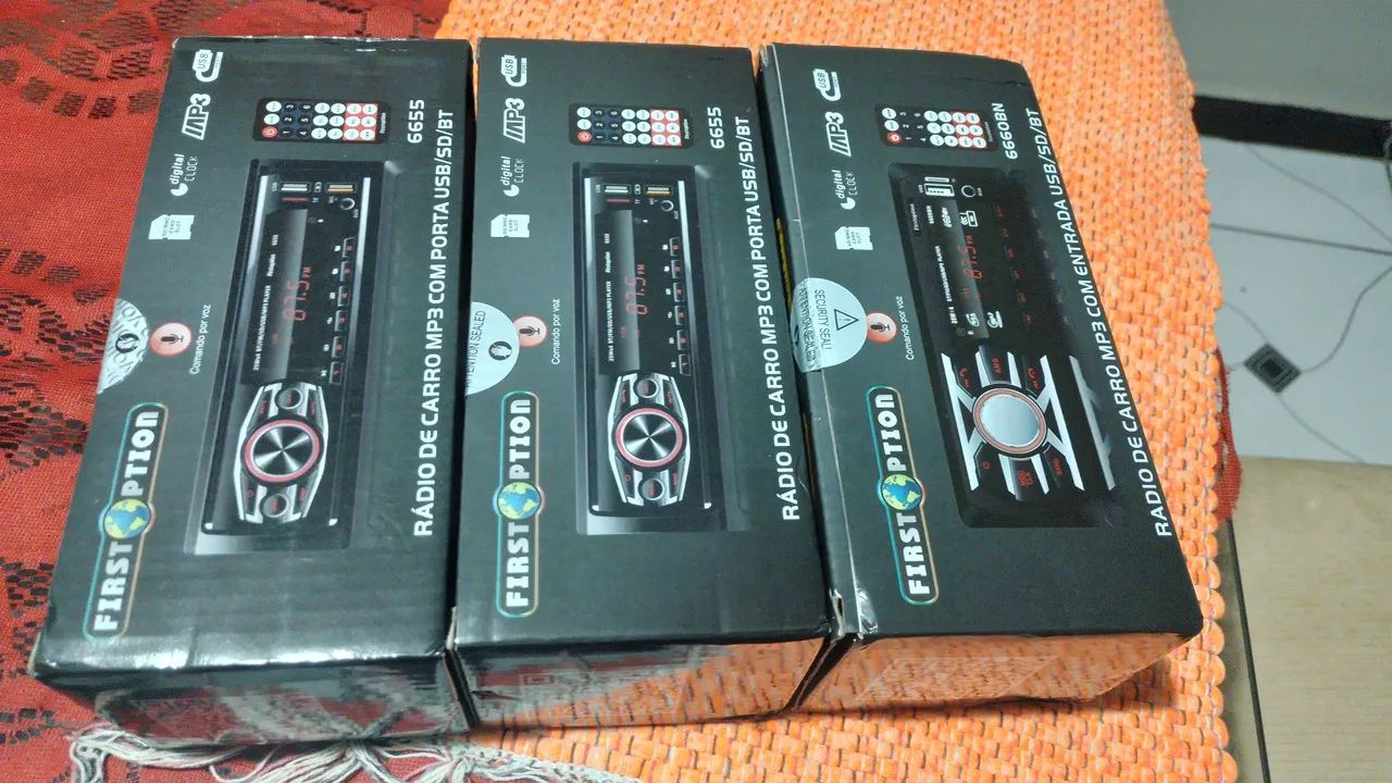 Auto radio Bluetooth 100reais cada - Foto 2