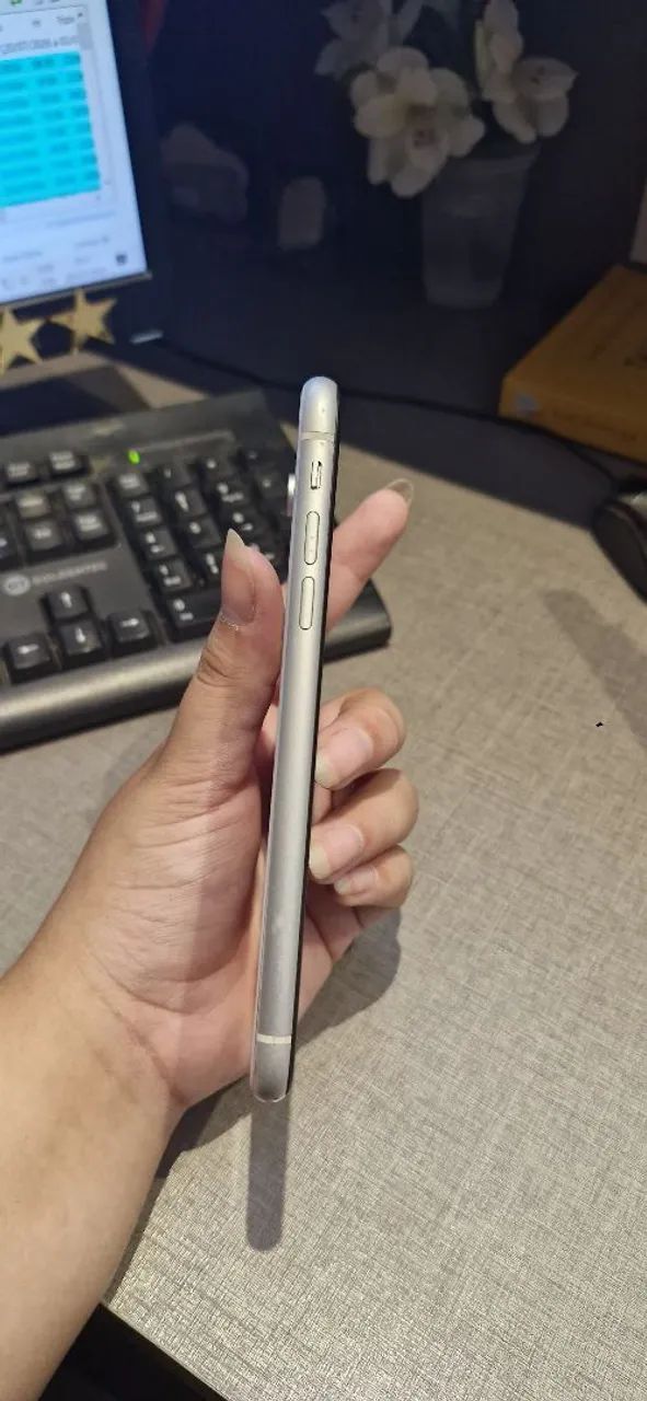 Vende-se iPhone Xr - Foto 4