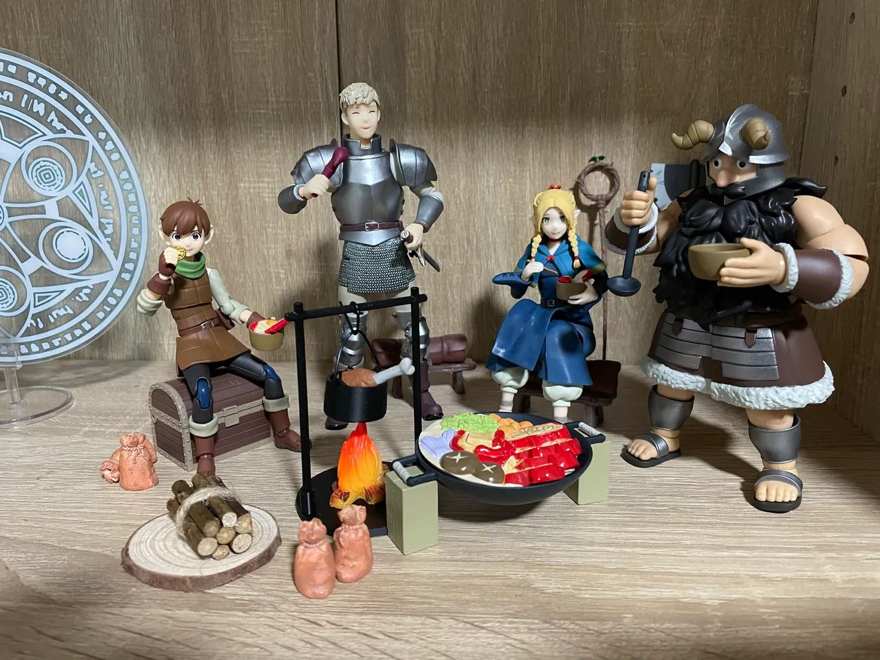 Lote Dungeon Meshi Figma Max Factory com brinde