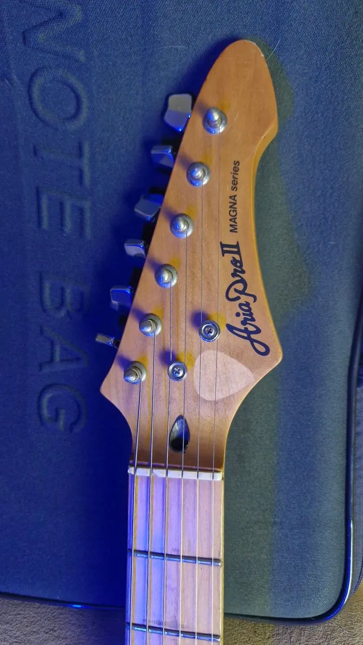 Guitarra ária pro 2 magna series ma 09b 1994 SSH  relíquia muito bem cuidada, Corda 09  - Foto 4