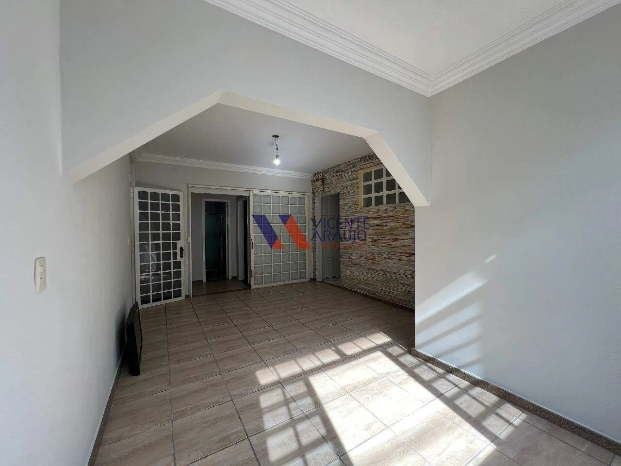 Casa com quintal, pomar e espaço gourmet completo - Foto 3