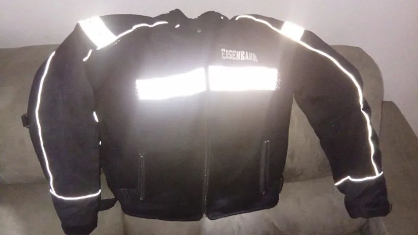 Jaqueta eisenbah com proteção  - Foto 2