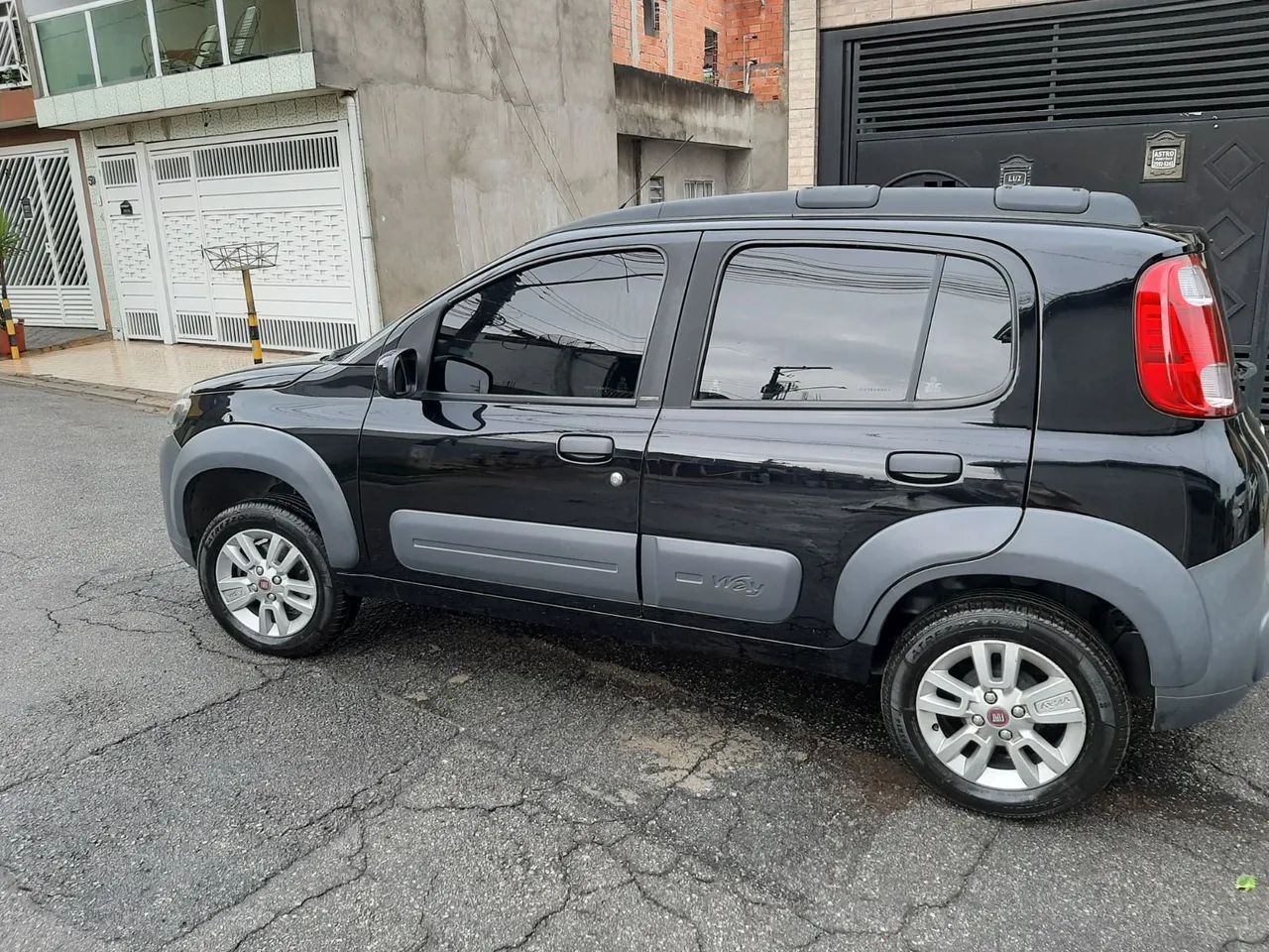 Fiat Uno WAY 1.4 EVO Fire Flex 8V 5P 2012 - Foto 3