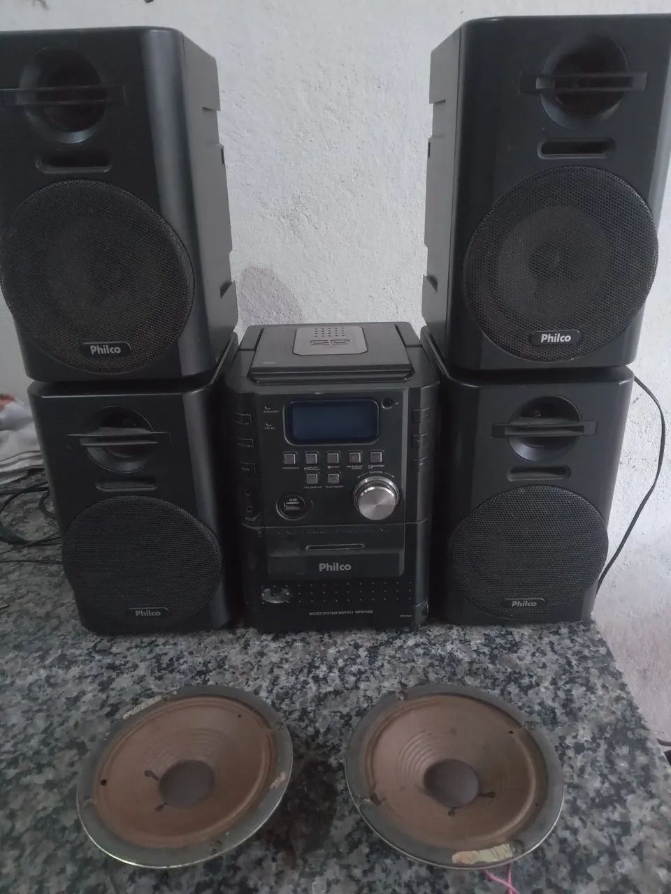 Microsistem com caixas de som