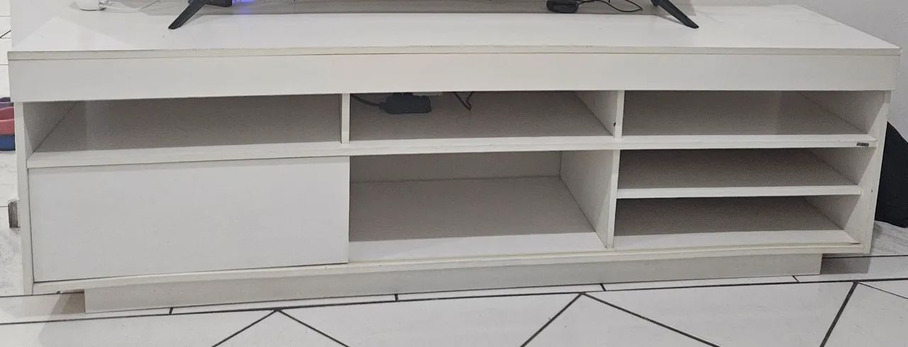 Rack e sofá 