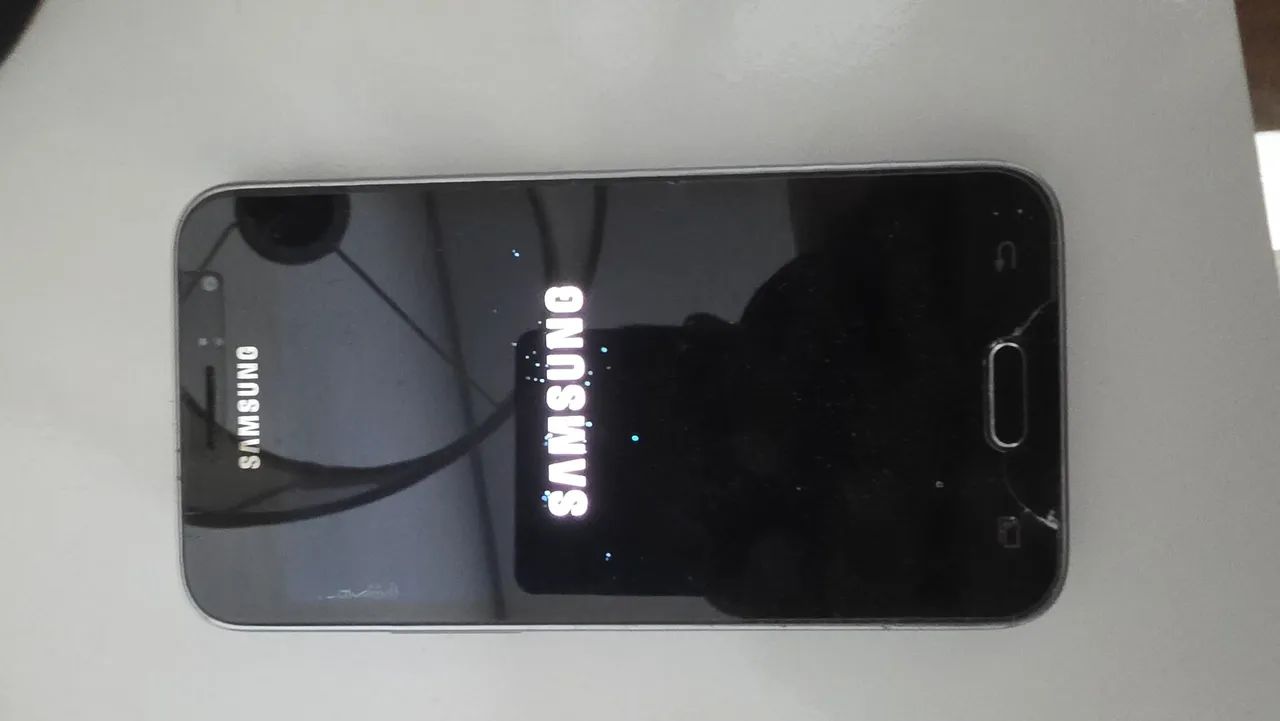 Celular J1 - Foto 5
