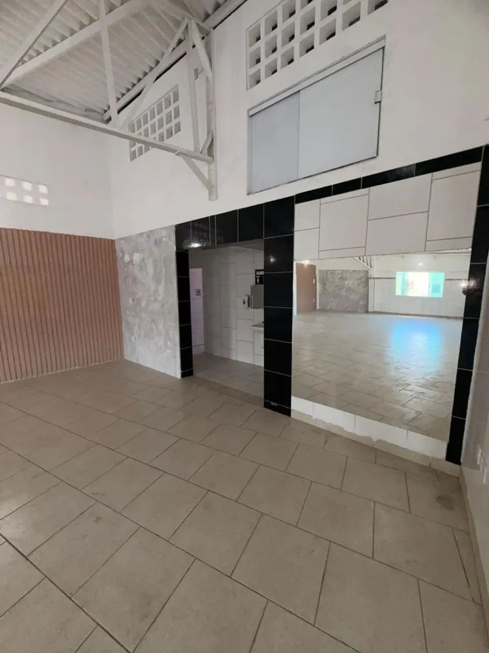 Ponto comercial em Itapuã - Foto 4