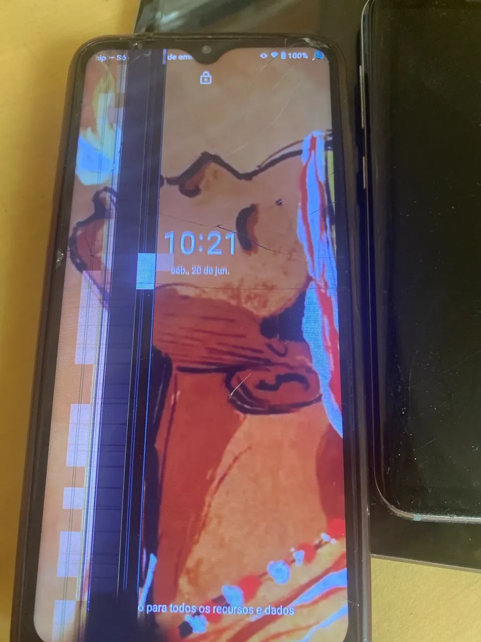Celular Nokia desbloqueado  tela danificada 