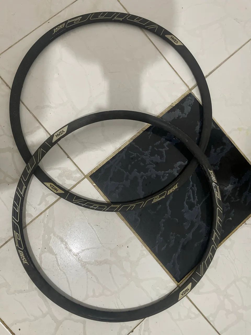 RODAS ARO 700 CALOI