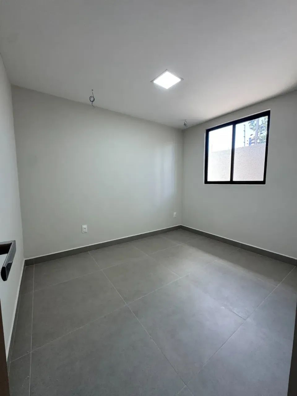 Apartamento térreo com area privativa. 3 Quartos sendo 1 suite - Foto 5