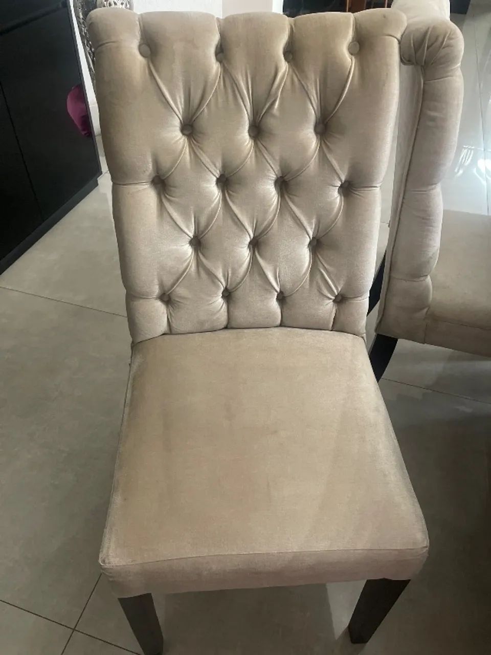 Mesa quadrada preta jantar com 8 cadeiras - Foto 5