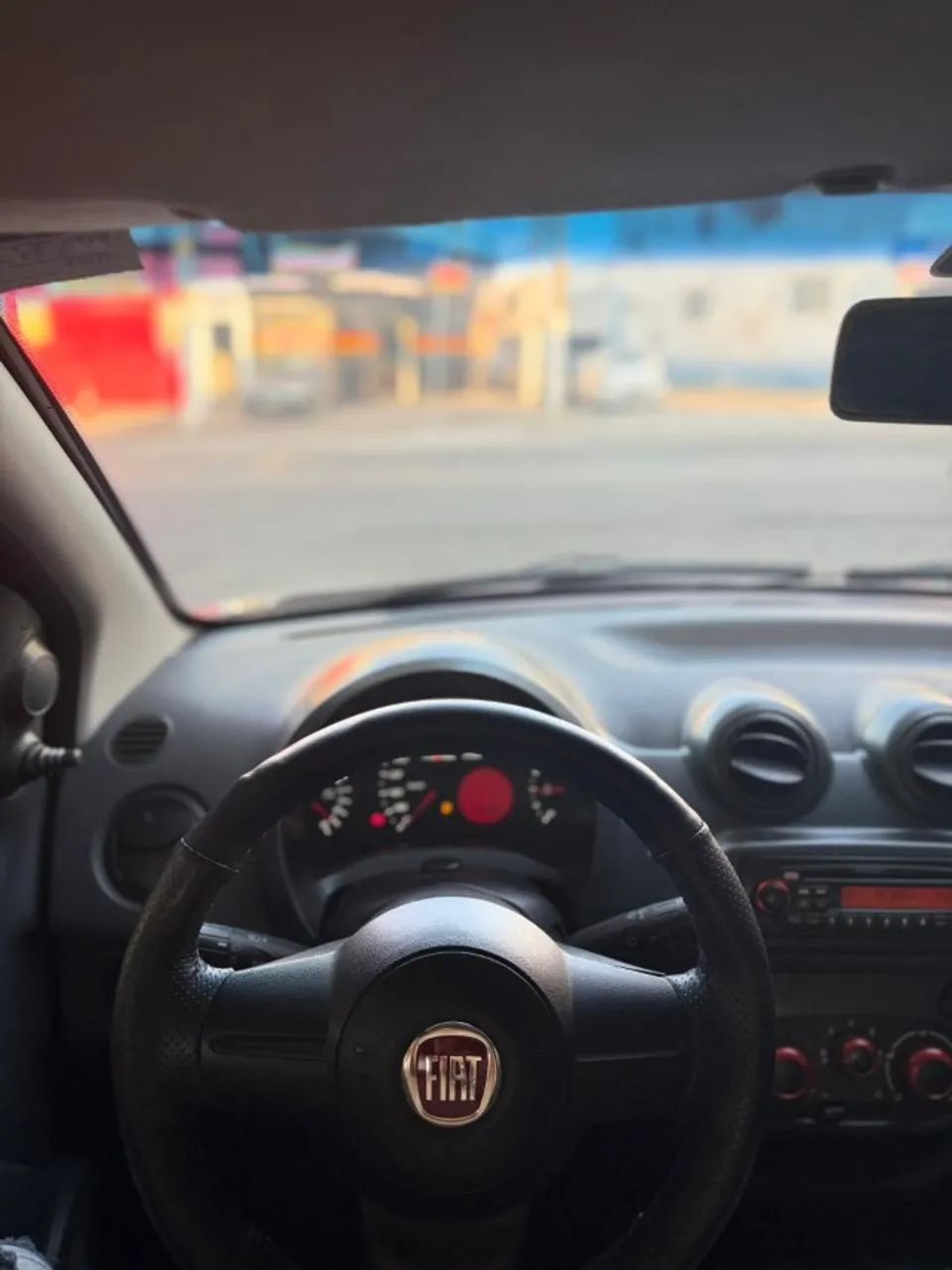 Fiat Uno Sporting 1.4 EVO Fire Flex 8V 4P 2013 - Foto 2