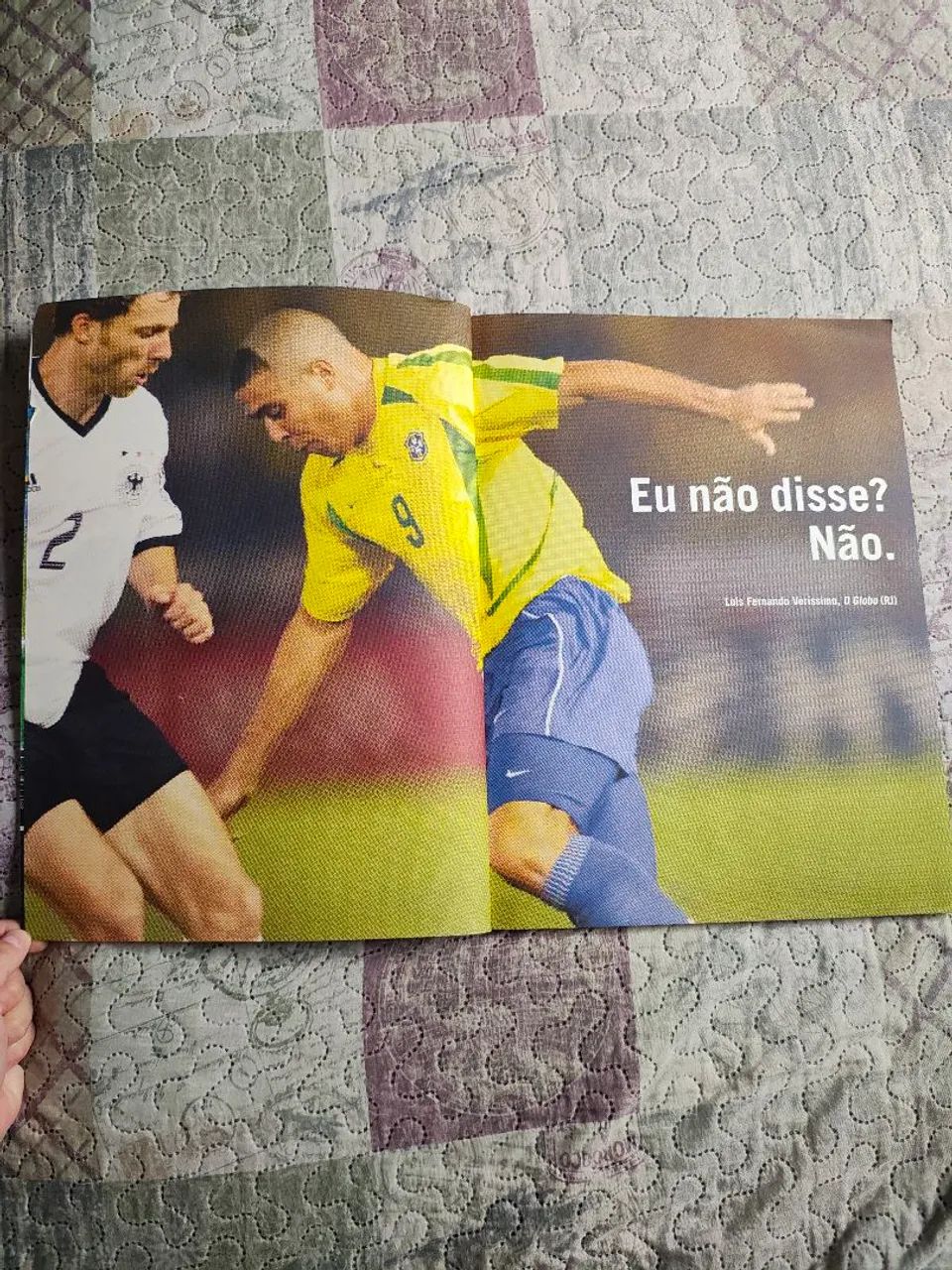 Capa da copa (autografado) - Foto 3