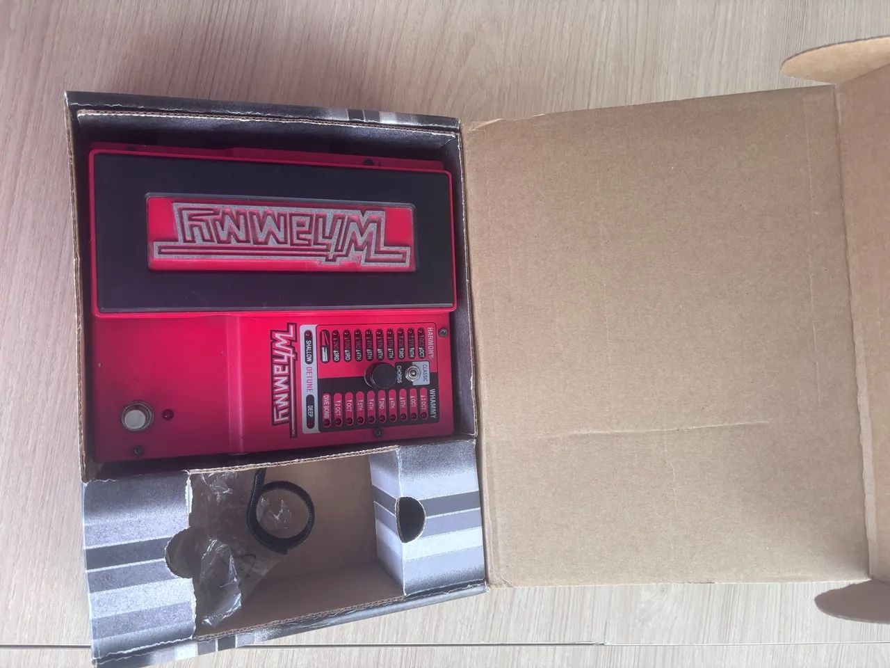 Pedal digitech whammy 5 V - Foto 5