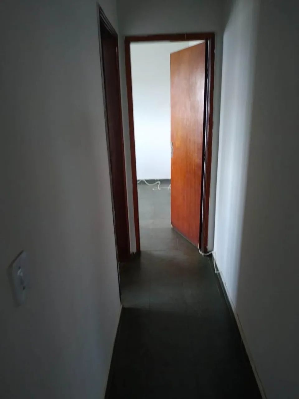 Aluga-se apartamento 