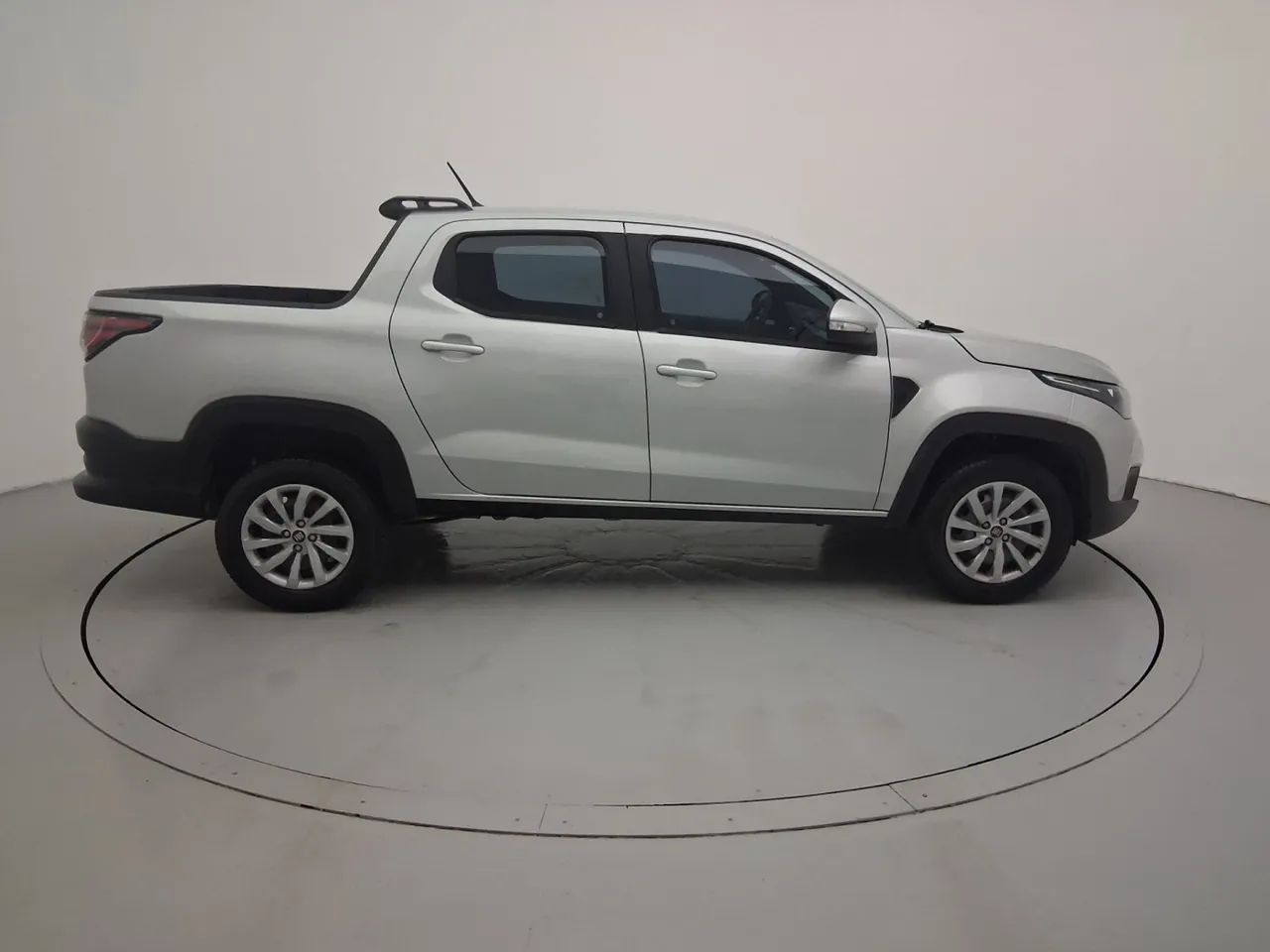 Fiat Strada Freedom 1.3 Flex 8V CD, foto 6 de 18