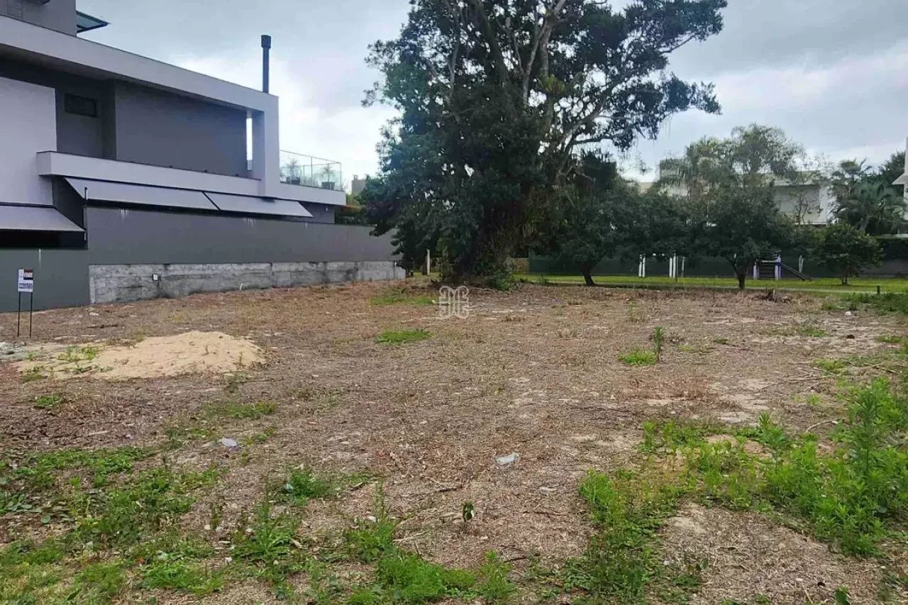 Lote à Venda em Jurerê Internacional com 701 m² Perto do Open Shopping - Foto 4