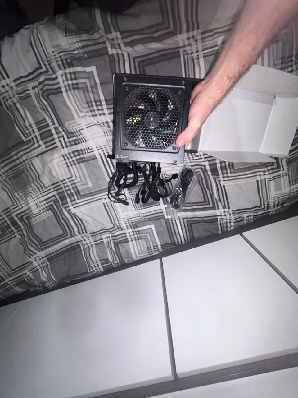  Fonte Seasonic Platinum 660W ? SS660XP ? Com defeito - Foto 2