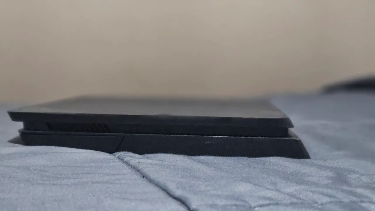 Playstation 4 Slim - Foto 4