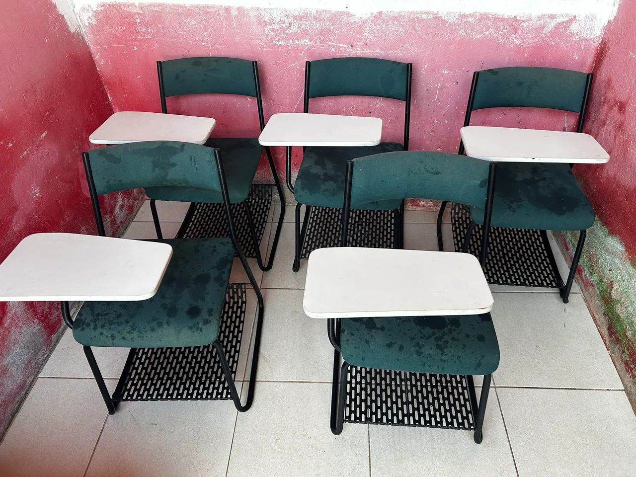 Cadeiras de escola  - Foto 2